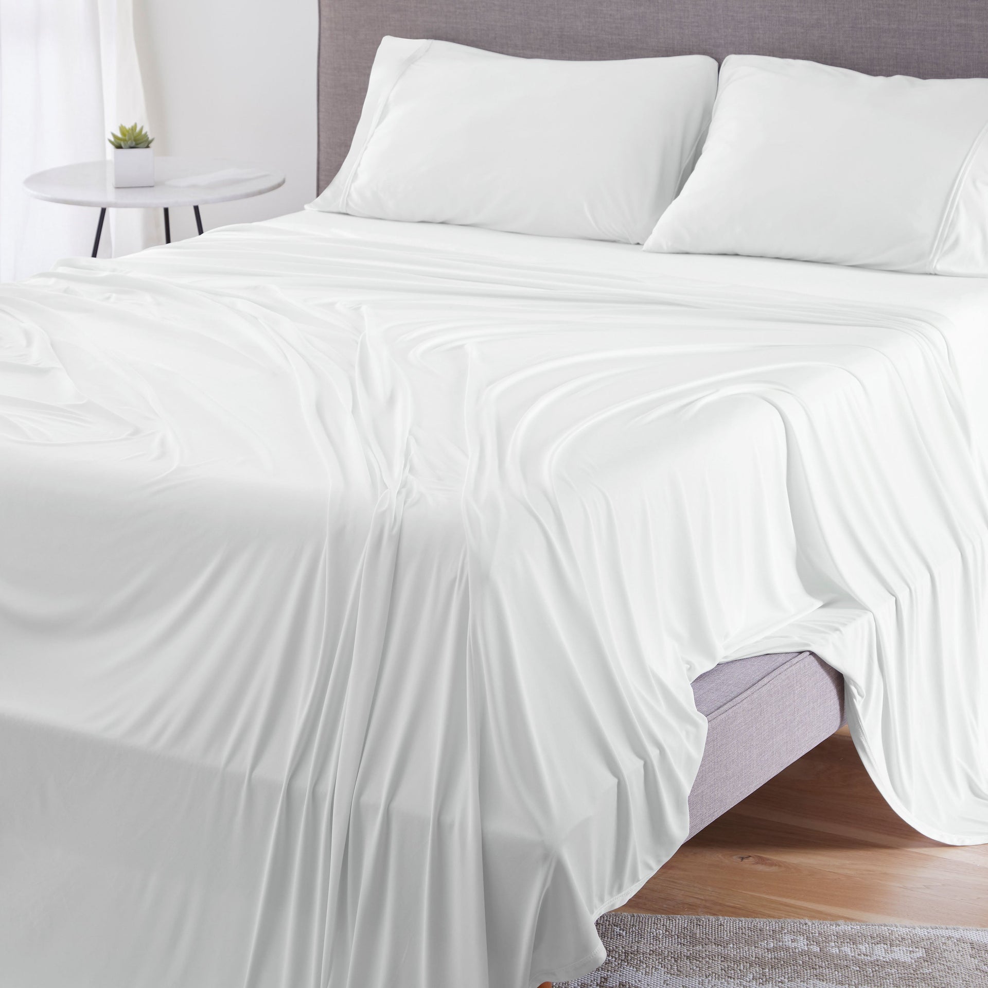 BEDGEAR Dri-Tec Performance® Sheet Set | 02-White-Lifestyle.jpg