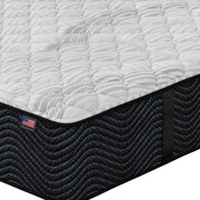 Close-up of Umbra Extra Firm Mattress corner | Cool-to-the-touch cover and foam-encased support