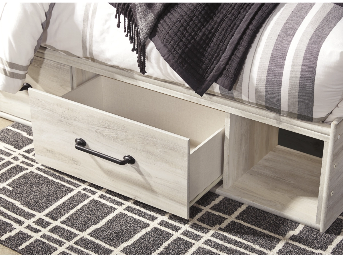 Cambeck Queen Panel Bed with 2 Storage Drawers with Mirrored Dresser and 2 Nightstands