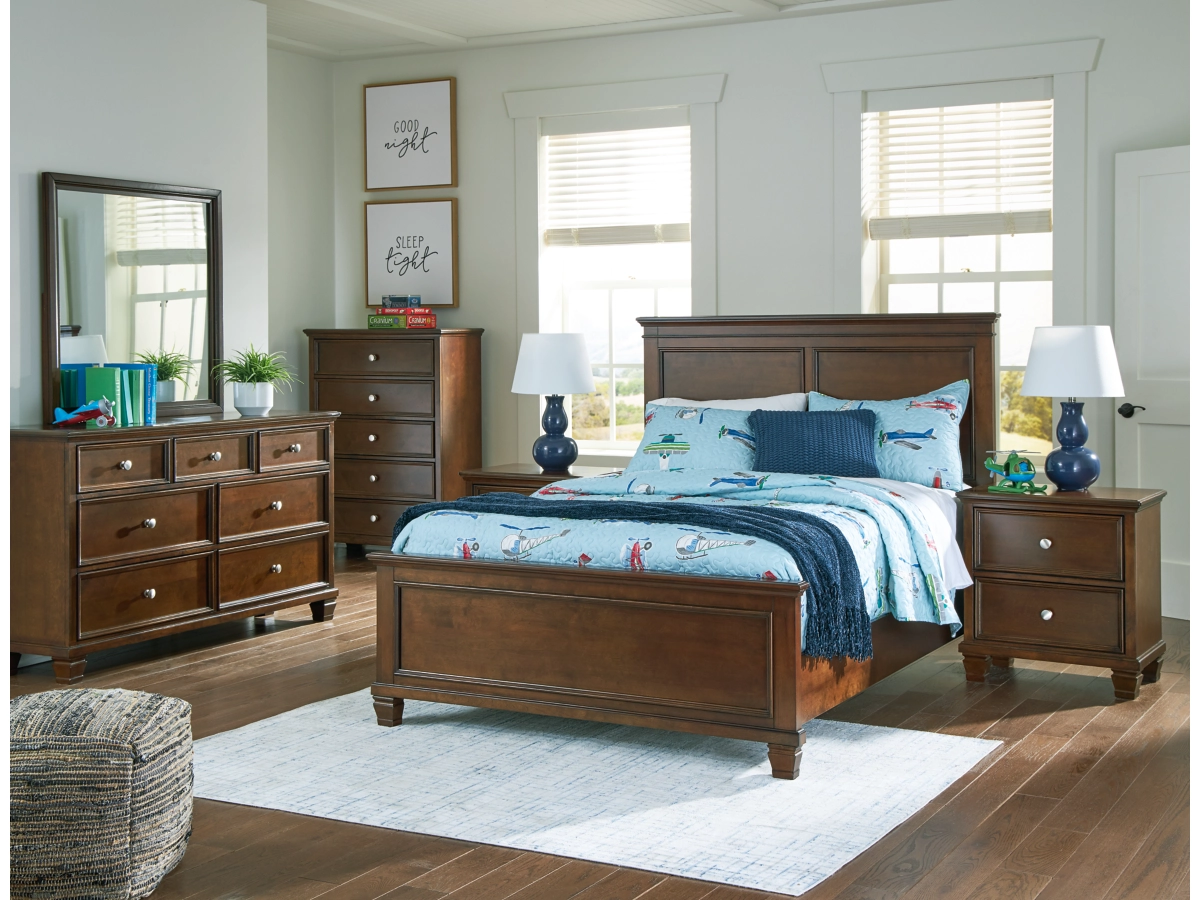 Danabrin Panel Bed with Mirrored Dresser, Chest and 2 Nightstands