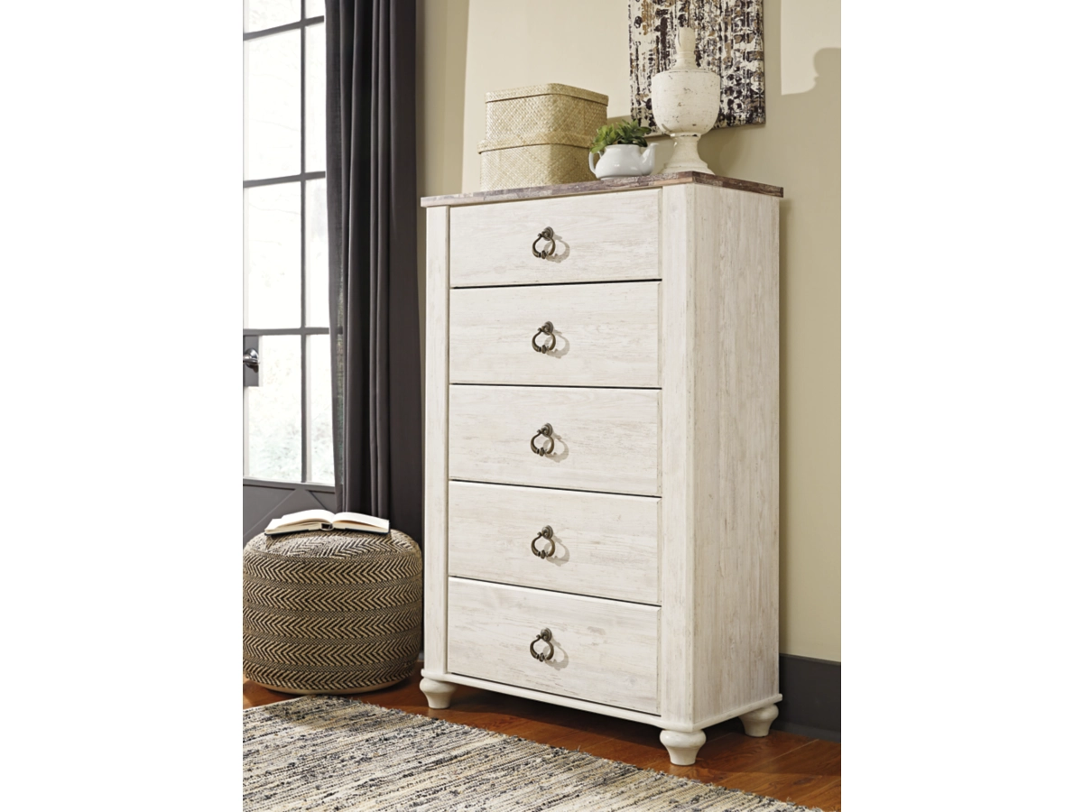 Willowton Panel Bed with Mirrored Dresser, Chest and 2 Nightstands